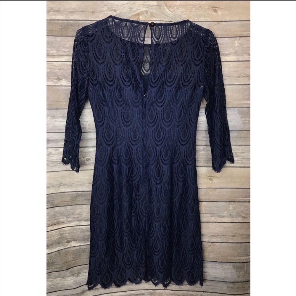 Lacey navy blue Lilly Pulitzer dress!